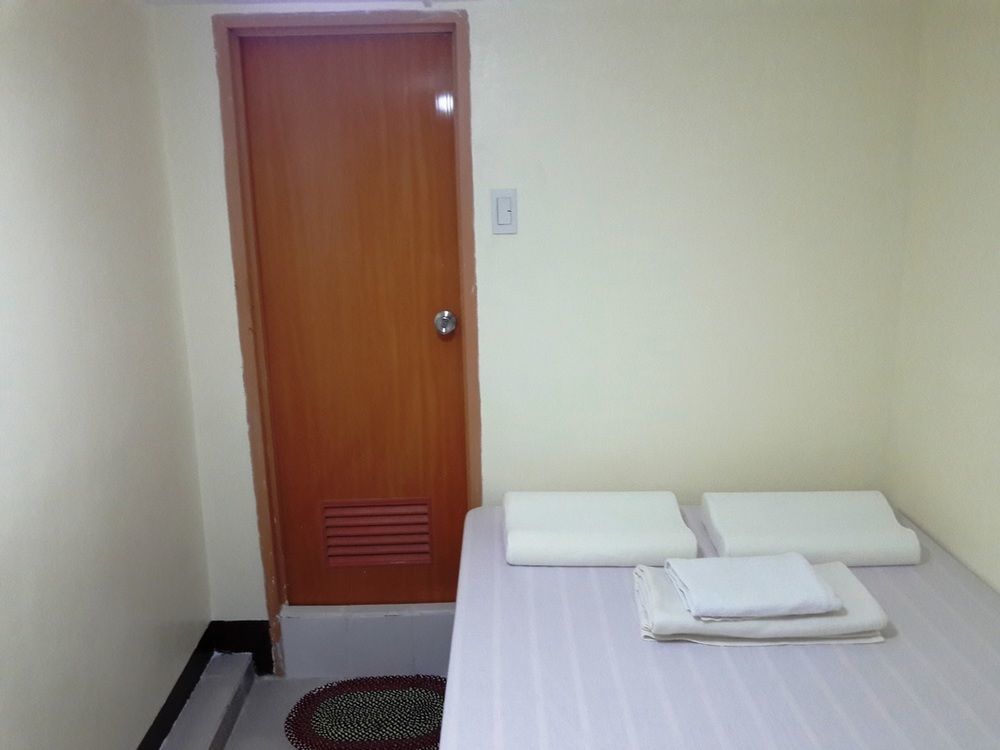 8hostel Hotel 2*
